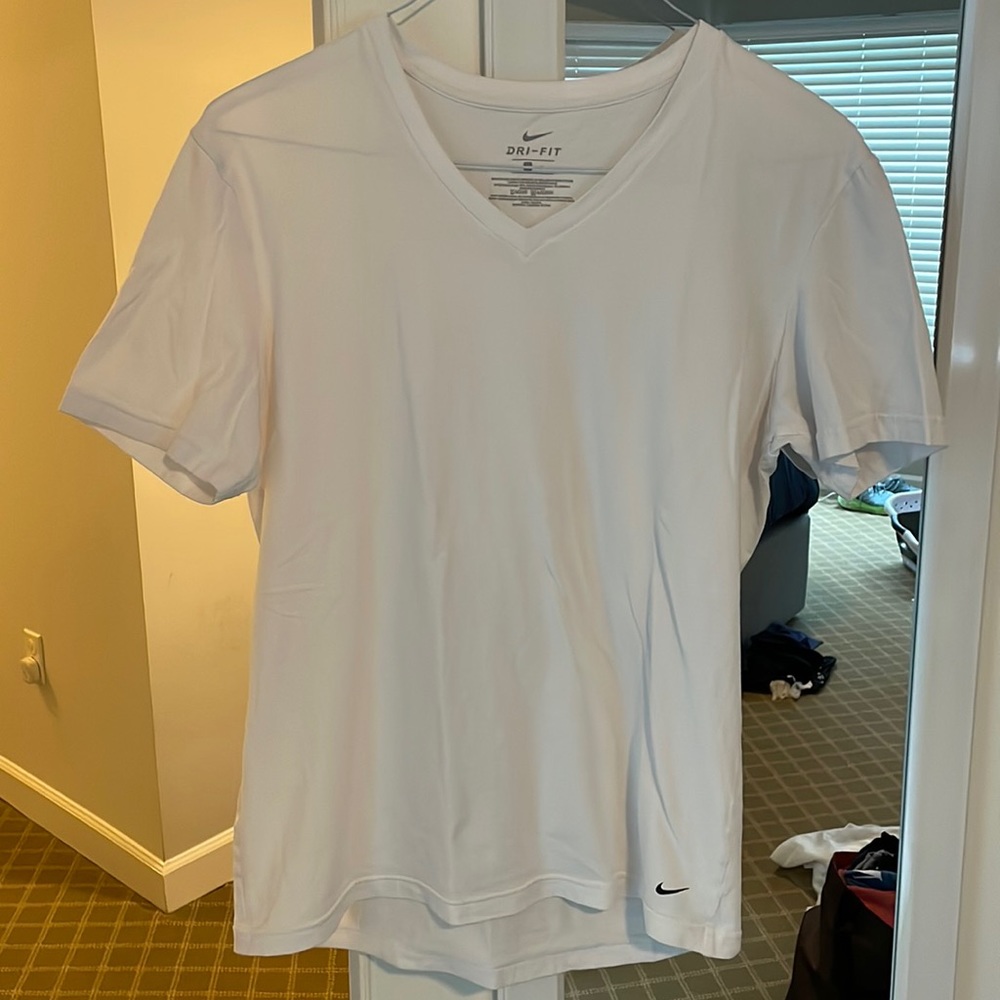 Nike dry fit slim fit large undershirt NWOT